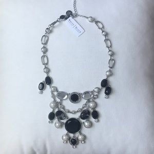 NWT White House Black Market Necklace